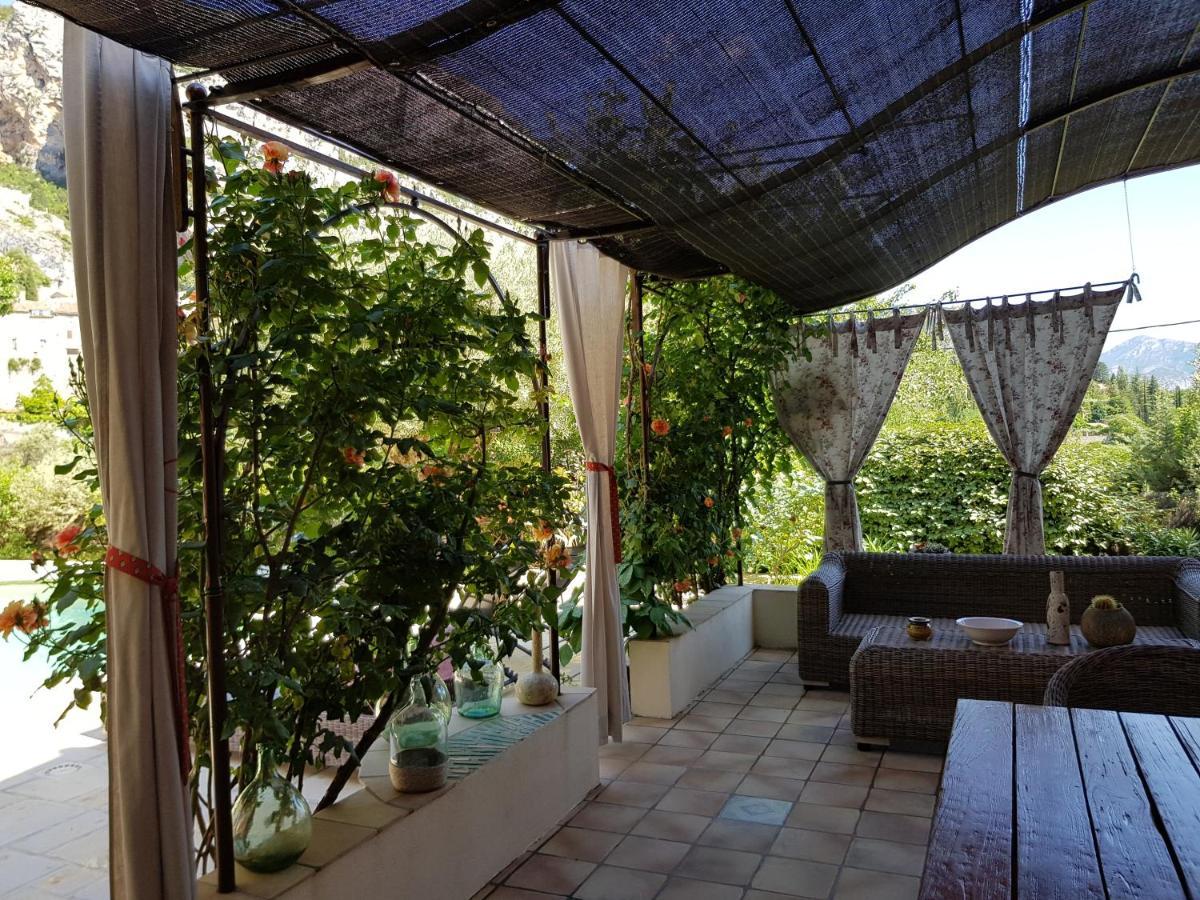 Bastide Des Oliviers Bed & Breakfast Moustiers-Sainte-Marie Exterior foto